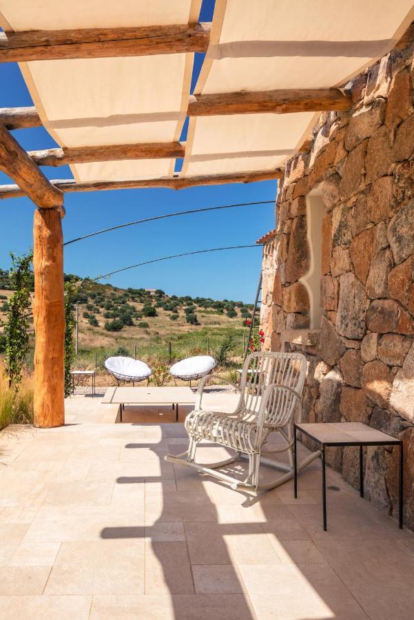 Albero Capovolto Bed & Breakfast Голфо Аранчи Екстериор снимка